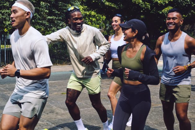 Lululemon, renumitul brand canadian de articole sportive, își face debutul pe piața românească 1 lululemon celebrul brand canadian de imbracaminte si incaltaminte sport intra pe piata din romania 6943ee09b23c3