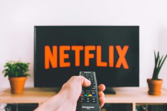 netflix a castigat duelul ofertelor pentru preluarea warner bros discovery 69327bcdf1169