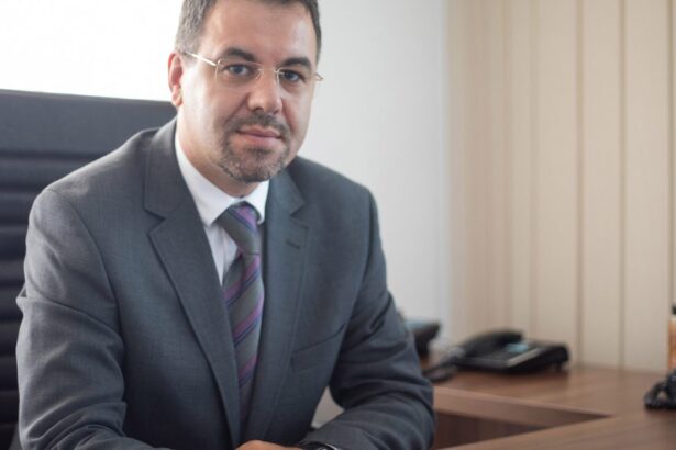 oficial bnr vorbeste despre rate mai mari la credite leonardo badea prim viceguvernator in cele din urma vor creste ratele daca deficitul nu scade semnificativ 69342bd23fa54