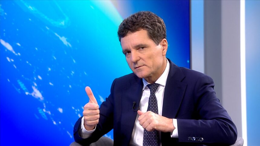 Nicușor Dan își expune punctul de vedere privind barajul Paltinu: „Consider că responsabilitatea revine Apelor Române” 1 presedintele nicusor dan despre situatia de la barajul paltinu in opinia mea vinovatia este la apele romane 6930259563052