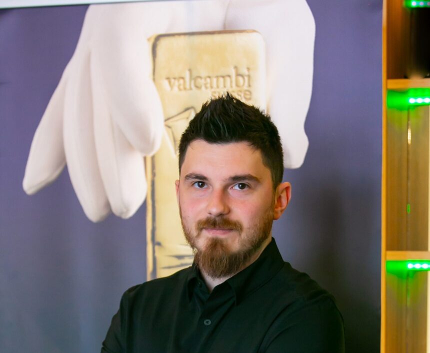 Aurul ar putea atinge 5.300 de dolari pe uncie până în 2026, iar 2025 promite o creștere record de 60% a randamentelor – Victor Dima, Tavex 1 pretul aurului ar putea ajunge in 2026 la 5 300 de dolari uncia 2025 ramane un an cu crestere istorica de 60 a randamentelor victor dima tavex 694be1eca1624