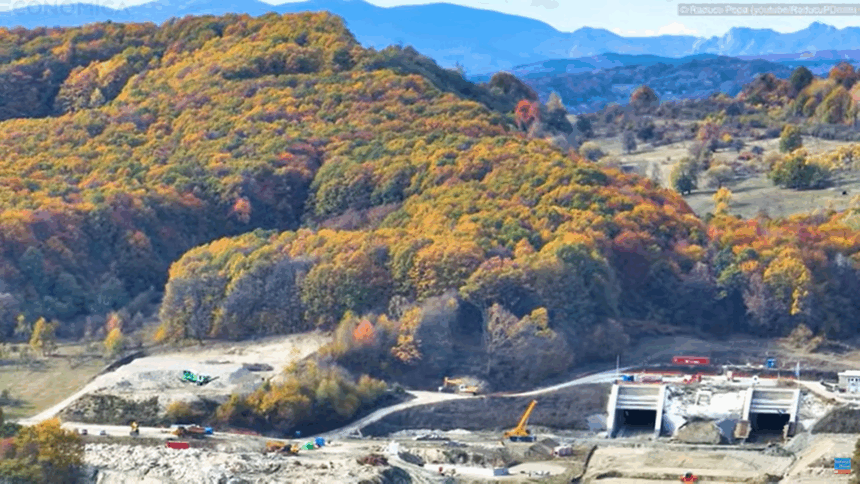 Anul următor, România va celebra deschiderea a peste 178 de kilometri de autostradă. Când va avea loc marea conectare prin munți – o analiză detaliată 1 tabel anul viitor vor fi inaugurati cel putin 178 de kilometri de autostrada cand se va realiza marea unire peste munti analiza construim romania 695518a75dfc7
