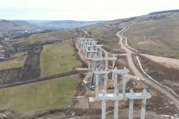 video autostrada transilvania ozaltin monteaza grinzile la viaductul topa mica 69398c410ec79