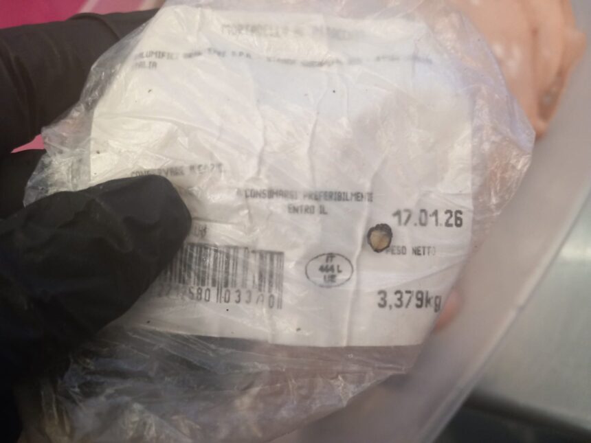 ANPC a desfășurat controale la peste 1.700 de afaceri în această săptămână, iar amenzile au căzut ca din cer 1 anpc a verificat peste 1 700 de operatori economici in acesta saptamana a plouat cu amenzi 69739d05e9a53