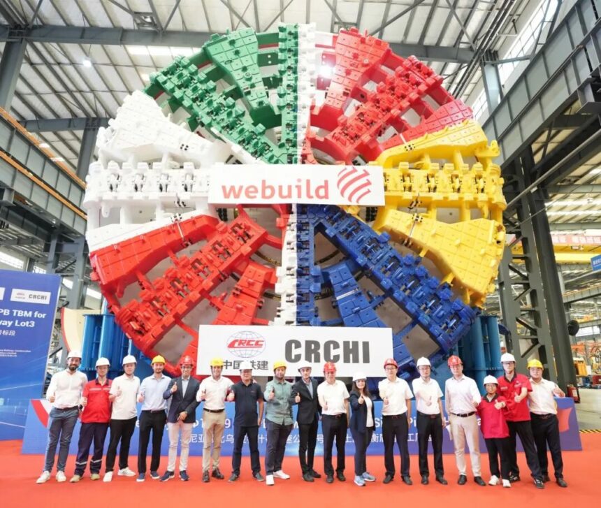 autostrada sibiu pitesti uriasul care va sapa cel mai lung tunel prin carpati cel mai mare tbm exportat de china in europa 696795c25c3c0