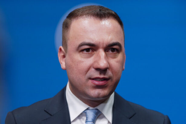 bogdan ivan explica miza participarii romaniei la davos relatii strategice oportunitati si proiecte clare 69760e8ea6d73