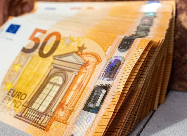 Se transformă banii? Mărturia unui lider european de rang înalt 1 chiar se schimba banii declaratia unui inalt oficial din europa 697b5a9bd6b8e