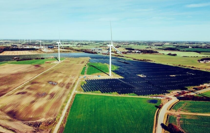 danezii de la eurowind foarte activi in romaniam pregatesc primul lor proiect hibrid eolian fotovoltaic de la noi 49 mw in judetul constanta 6968c9fd8e4e8