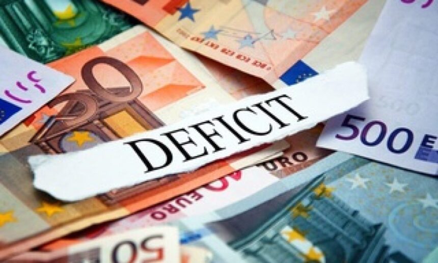 Deficitul bugetar scade la 6,40% în primele 11 luni ale anului 2025, grație creșterii veniturilor din impozitele pe salarii și contribuțiilor la sănătate 1 deficit bugetar de 640 in scadere cu 074 puncte in primele 11 luni din 2025 au crescut veniturile din impozitele pe salarii si contributiile la sanatate 6970949e09d9e