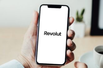 foto anunt de la revolut pentru toti clientii oferta fara precedent la credite personalizate calcul concret si cum accesezi oferta 6974eae5a6d57