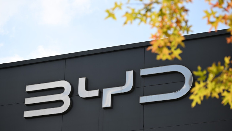 Grupul chinez BYD se apropie de titlul de lider mondial în producția de automobile electrice, având șanse să surclaseze Tesla 1 grupul chinez byd e pe cale sa devina cel mai mare producator de masini electrice probabil depasind tesla 6957d5978c5c3