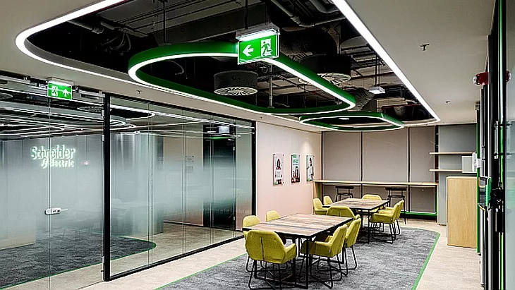 schneider electric romania mizeaza pe crestere in 2026 dintr un nou sediu smart in globalworth campus din bucuresti 696900b497017