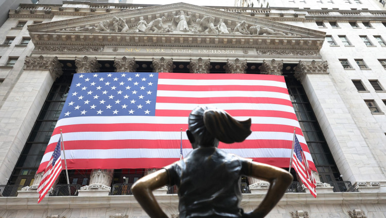 Presiunea asupra stabilității financiare mondiale din cauza confruntărilor dintre Trump și Fed. Expert bancar: „Piețele sunt prea liniștite în raport cu riscurile existente” 1 stabilitatea financiara globala sub presiune in urma tensiunilor trump fed bancher pietele prea calme avand in vedere riscurile 6968b4ffd2079