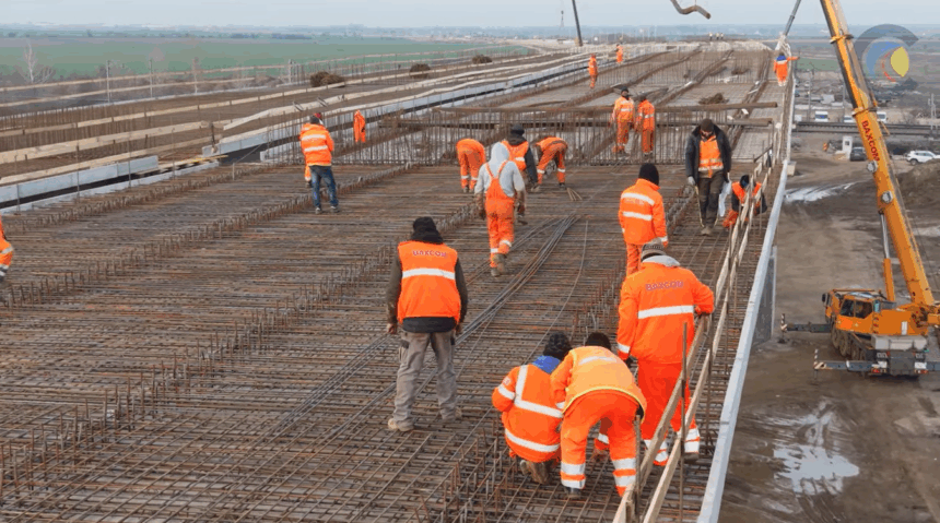 Cei mai importanți constructori de autostrăzi: CCECC din China, Ozaltin din Turcia și UMB, lideri în realizări în luna noiembrie 2025 1 top constructori autostrazi chinezii de la ccecc turcii de la ozaltin si umb au avut cele mai mari progrese in noiembrie 2025 6963dd153577a