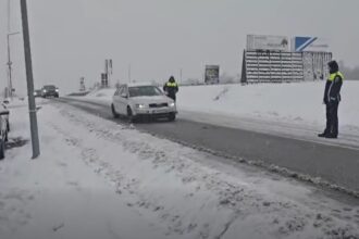 video drumul din romania unde accesul e permis doar autovehiculelor 4x4 sau echipate cu lanturi 695a659606576