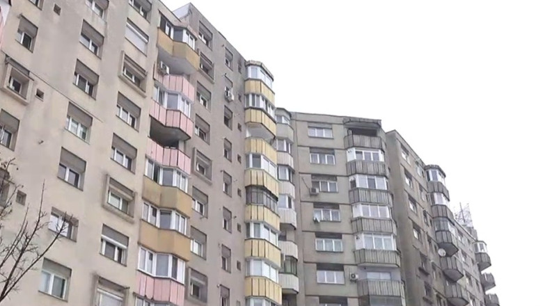 Piața imobiliară în impas: românii își amână achiziția unei locuințe din cauza instabilității economice 1 video vanzari ingreunate pe piata imobiliara tot mai multi romani amana decizia de a cumpara o locuinta din cauza incertitudinii economice 696b34c6f10be