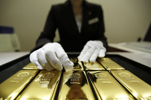 aurul cel mai tranzactionat instrument de romani in 2025 la xtb volume de aproape cinci ori mai mari 698dc5f5a1b72