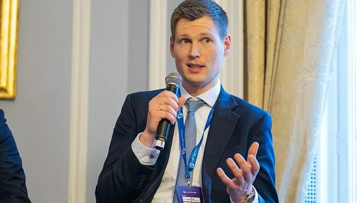 BERD: Energia regenerabilă devine pilonul principal al sectorului energetic din România 1 berd regenerabile sunt acum in centrul sectorului energetic romanesc 6992ea735581d