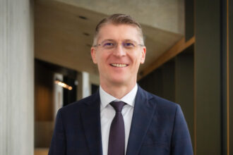 bt broker de asigurare isi lanseaza propria retea de francize 6983794706406