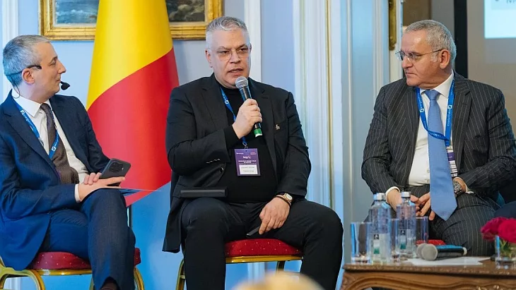 Reducerea emisiilor de carbon în turism: o oportunitate de finanțare pentru sursele regenerabile de energie 1 compensarea emisiilor de carbon din turism potentiala sursa de finantare pentru res 699ed5dc2ea2d