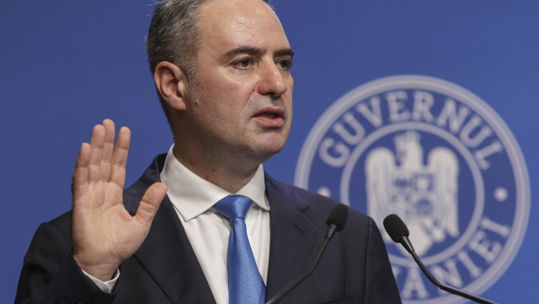 Stimuli fiscali pentru atragerea investițiilor și dezvoltarea pieței de capital, parte a planului de revitalizare economică. Nazare: „Intenționăm să promovăm listările” 1 facilitati fiscale pentru investitii si piata de capital in pachetul de relansare economica nazare vrem sa incurajam listarile 6984a3acec7bb