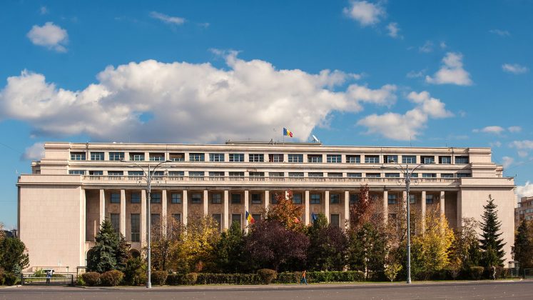 Executivul impune reautorizarea companiilor de tutun, alcool și energie până la 31 mai 1 guvernul obliga companiile din domeniul tutunului alcoolului si produselor energetice sa se reautorizeze pana la 31 mai 69a1c34676822