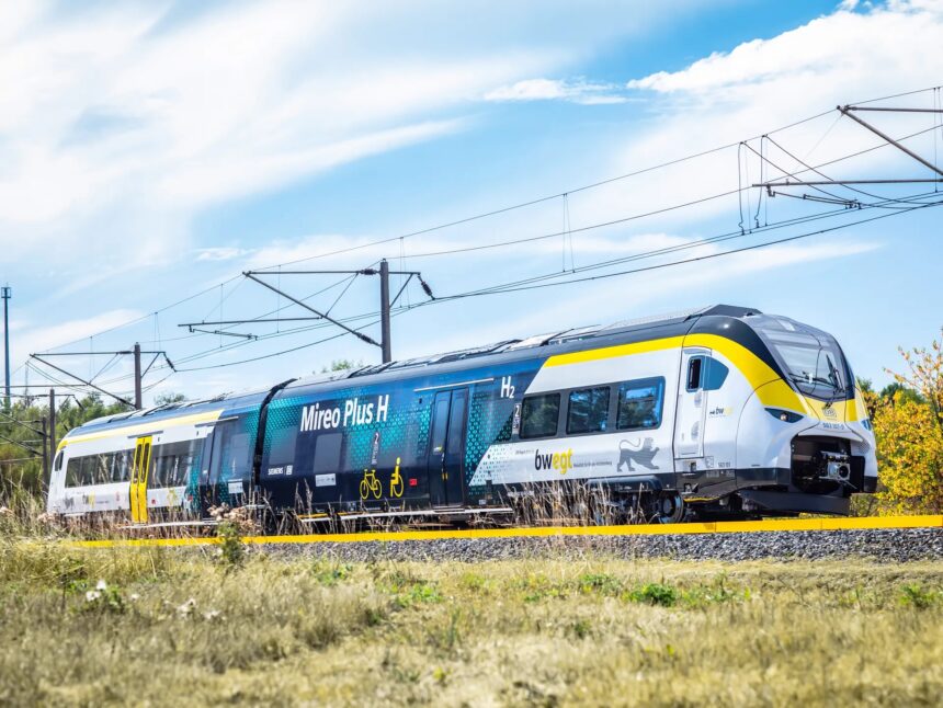 România ar putea deveni lider în fabricarea trenurilor cu hidrogen, afirmă ministrul Transporturilor 1 romania ar putea produce trenuri pe hidrogen ministrul transporturilor 698c9f5da2308