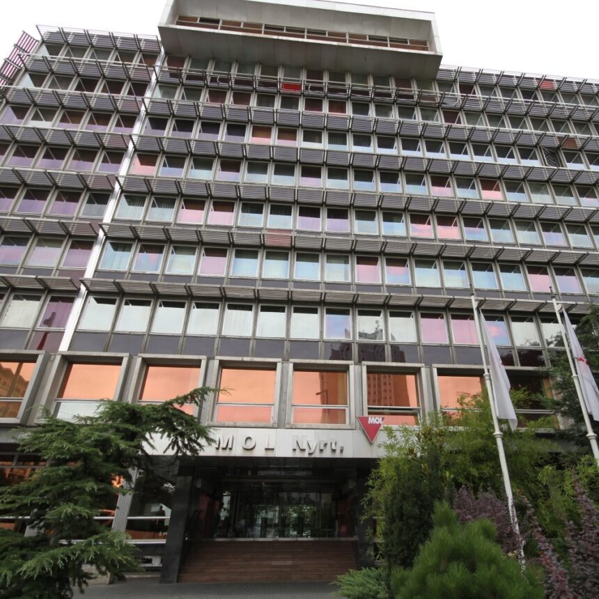 Controversa din Ungaria – Banca Națională va investiga tranzacții suspecte cu acțiuni MOL în urma unor bănuieli de tranzacționare privilegiată 1 scandal in ungaria banca nationala va ancheta unele tranzactii cu actiuni mol pe baza suspiciunilor de insider trading 699db1b73ebf3