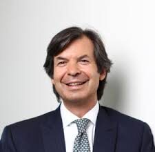 seful intesa nu se arata ingrijorat de o posibila alianta intre rivalii de la unicredit si compania de asigurari generali 6981006d86ce6