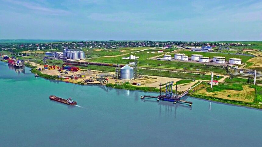 România preia controlul asupra singurului port moldovenesc de la Dunăre, cu sprijinul BERD, pentru finalizarea tranzacției cu Portul Giurgiulești către CN APM SA Constanța 1 statul roman cumpara singurul port la dunare al republicii moldova berd anunta ca va finaliza vanzarea portului giurgiulesti catre cn apm s a constanta 698df33358c8f