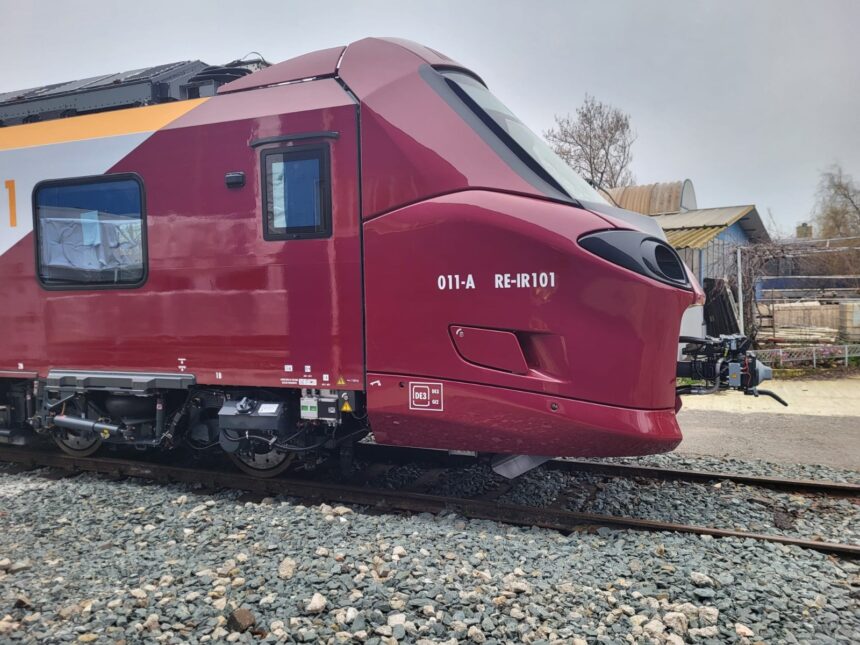 trenul alstom 11 fabricat pentru romania a fost predat cfr calatori 699828906f7b0