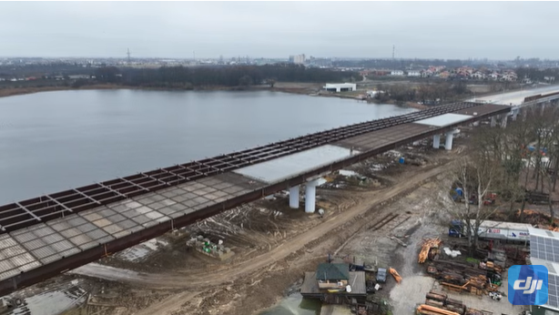 video autostrada bucurestiului a0 muncitorii lui umbrarescu au turnat primele segmente de beton la podul peste lacul cernica 6995cc0145c49
