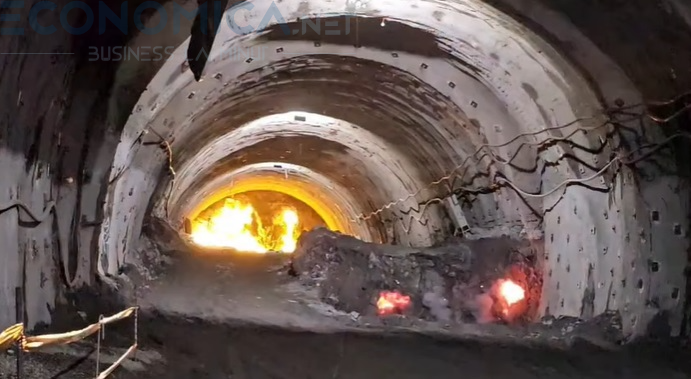 Lucrări în plină desfășurare: Se conturează un nou tunel pe Autostrada Sibiu – Pitești, între Boița și Cornetu 1 video autostrada sibiu pitesti incep lucrarile la un nou tunel pe sectiunea boita cornetu 699077ef86d09