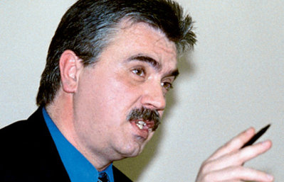 vlad soare ultimul presedinte bancorex este cel mai nou consilier al guvernatorului bnr mugur isarescu 698c271a5b7f8