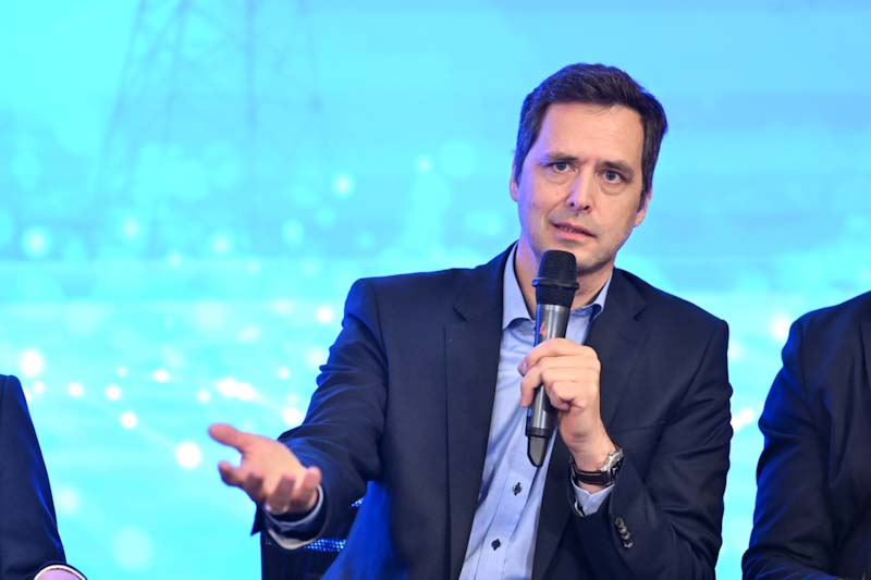 Volker Raffel de la E.ON: Proiectele finanțate din fonduri europene sunt deja în derulare, dar Ministerul Energiei întârzie plățile 1 volker raffel e on am implementat deja din proiectele finantate din bani eurpeni dar ministerul energiei nu plateste 699c59ee0370d