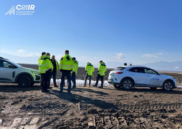 Autostrada Unirii A8: UMB și Danlin XXL își asumă dezvoltarea tronsoanelor Ditrău – Grințieș și Joseni – Ditrău 1 autostrada unirii a8 umb si danlin xxl au preluat amplasamentul loturilor dintrau grinties si joseni ditrau 69a706c8067fa