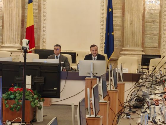 Atenție din partea ASF: Inteligența artificială și criptoactivele, cum ar fi Bitcoin, ne expun tuturor riscurilor. Cum să-ți păstrezi banii în era tehnologiei avansate 1 avertisment clar din conducerea asf inteligenta artificiala ai si criptoactivele ca bitcoin ne fac pe toti vulnerabili metoda prin care iti poti proteja banii in epoca robotilor 69c3009ccdad2