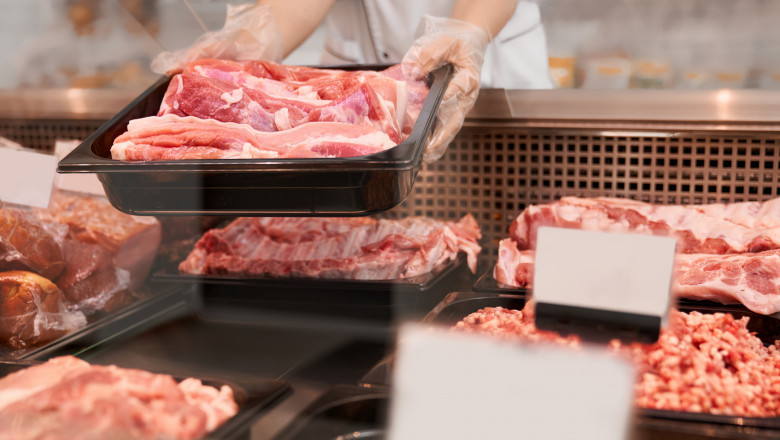 Transformările producției de carne în România: comparație între sectoarele porcin, avicol și bovin în ianuarie 2026 1 cum a evoluat productia de carne a romaniei in luna ianuarie 2026 diferente intre sectorul porcin avicol si cel bovin 69affa689925e