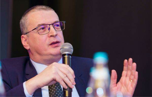 Mihai Căruntu, AAFBR: Oportunitate de randament anualizat de 10-15% pentru un portofoliu de acțiuni la BVB, standard de excelență pentru viitorul apropiat 1 mihai caruntu aafbr randament anualizat de 10 15 pentru un cos de actiuni de la bvb reper de performanta pentru urmatoarele decenii 69af438578867