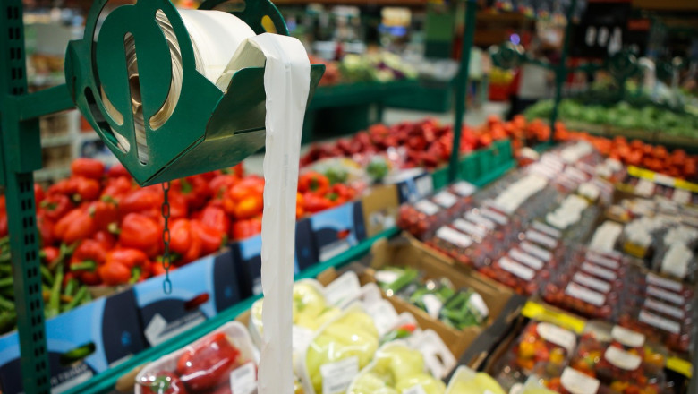 Ministrul Agriculturii cere Consiliului Concurenței să investigheze marjele de profit dintre fermieri și consumatori 1 ministrul agriculturii solicita consiliului concurentei sa verifice adaosurile care apar pe traseul dintre fermier si consumator 69b4586d2df7a