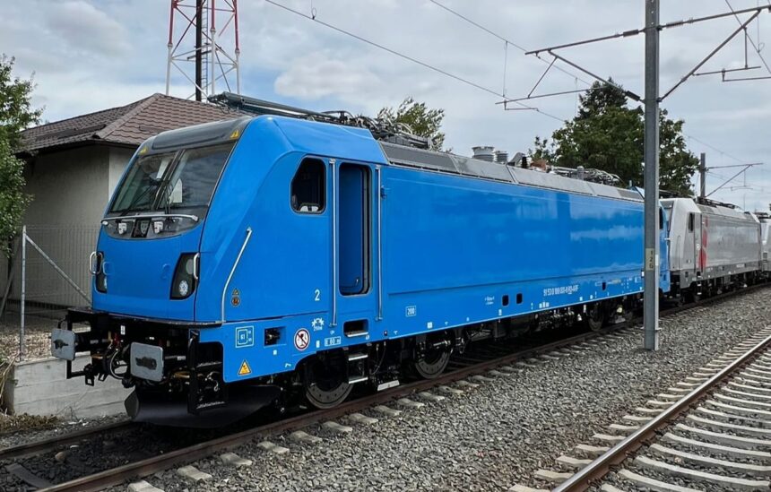 Locomotiva electrică TRAXX MS3 își va face debutul în România în prima parte a lunii aprilie 1 prima locomotiva electrica traxx ms 3 urmeaza sa ajunga in romania la inceputul lunii aprilie 69c3fc382c389