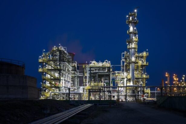 proiectul de hidrogen verde la rafinaria petrobrazi a petrom avanseaza primul modul de electrolizor al instalatiei de 20 mw a fost livrat 69b8fad3f1f6f