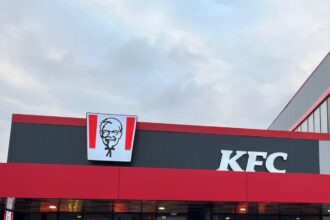 proprietarul lanturilor kfc pizza hut si hard rock cafe investeste 130 milioane lei in expansiune deschide 11 restaurante in romania 69c63f1e9f994