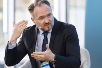 ue se pregateste de penuria combustibililor ce masuri sunt luate in calcul mesajul comisarului pentru energie 69cc1109963bd