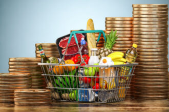 analiza comertul cu amanuntul a scazut cu peste 7 la inceputul anului de ce incetineste consumul inflatia erodeaza bugetele 69d66979a91d2