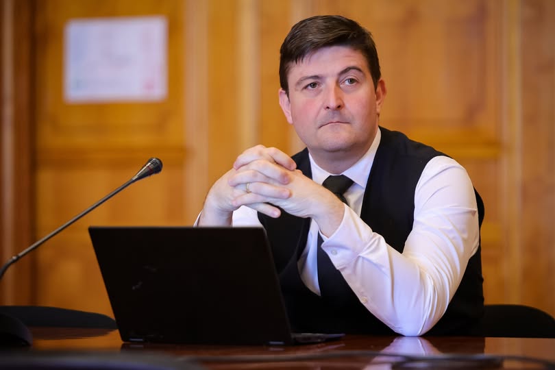 bancile fortate sa dea inapoi romanilor banii incasati prin cresterea artificiala a robor usr a depus proiectul de lege la parlament 69de5947c1040