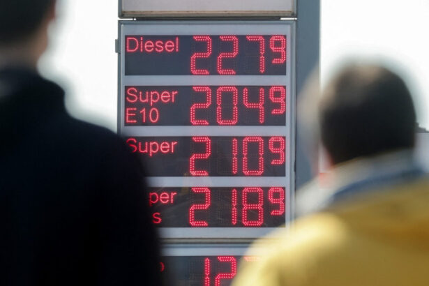 benzinariile din germania vor putea sa majoreze preturile doar o data pe zi 69cd384ec0318