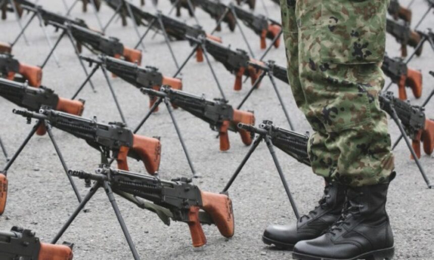 Companiile din sectorul apărării se îndreaptă spre Isărescu pentru ajutor, în ciuda celor 16 miliarde de euro primite de România prin SAFE, fără nicio firmă convocată la negocieri 1 firmele din industria de aparare vor cere sprijin de la isarescu desi romania primeste 16 miliarde de euro prin safe nici o companie de stat sau privata nu a fost chemata la discutii 69ce794488d23