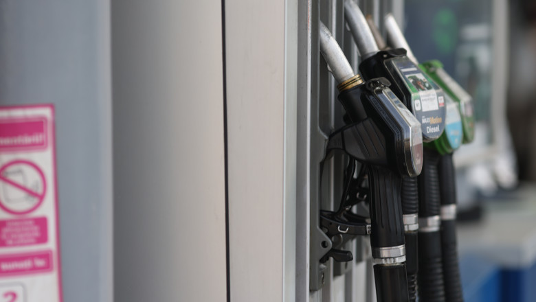 ANAF descoperă nereguli la benzinării: bunuri în valoare de 122.000 de lei confiscate 1 video ce nereguli a gasit anaf dupa controalele la benzinarii si la firme din domeniu bunuri in valoare de 122 000 de lei confiscate 69d63cf869132