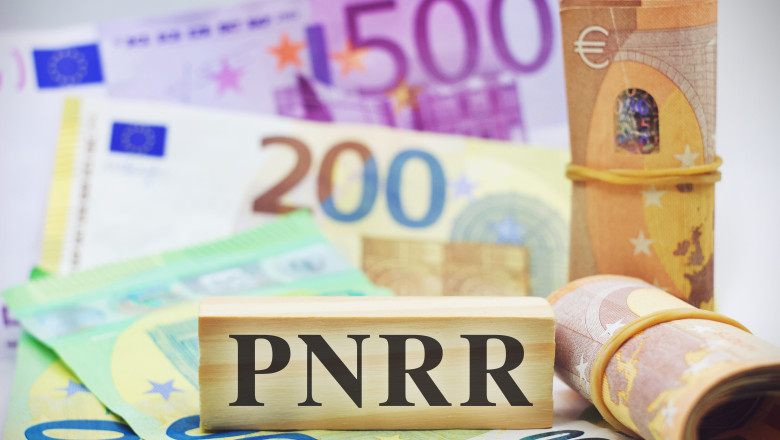 România primește 2,25 miliarde de euro din PNRR, depășind 60% din fondurile totale alocate 1 comisia europeana a virat romaniei 225 miliarde de euro din pnrr fondurile primite au ajuns la peste 60 din alocarea totala 6a3aa0223f4ff